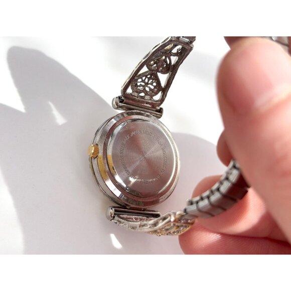 Jaclyn Smith Dual Toned Stretch Ladies Vintage Wristwatch - 28mm - WORKS! - Picture 8 of 8